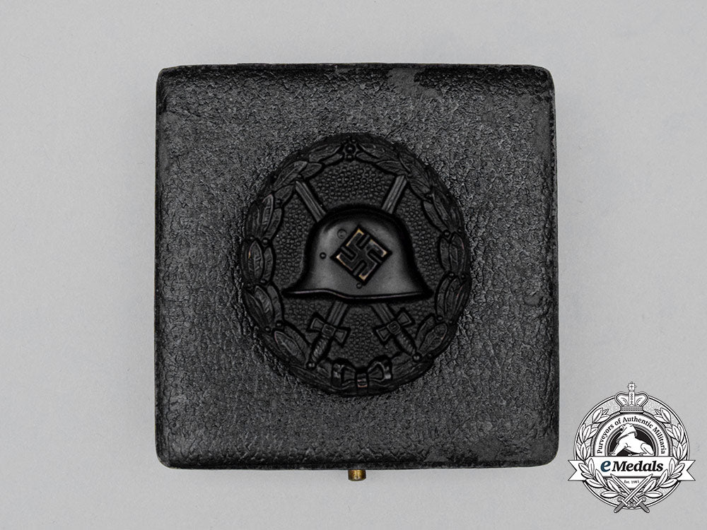 a_cased_third_reich_period_german_condor_legion_black_grade_wound_badge_cc_0846