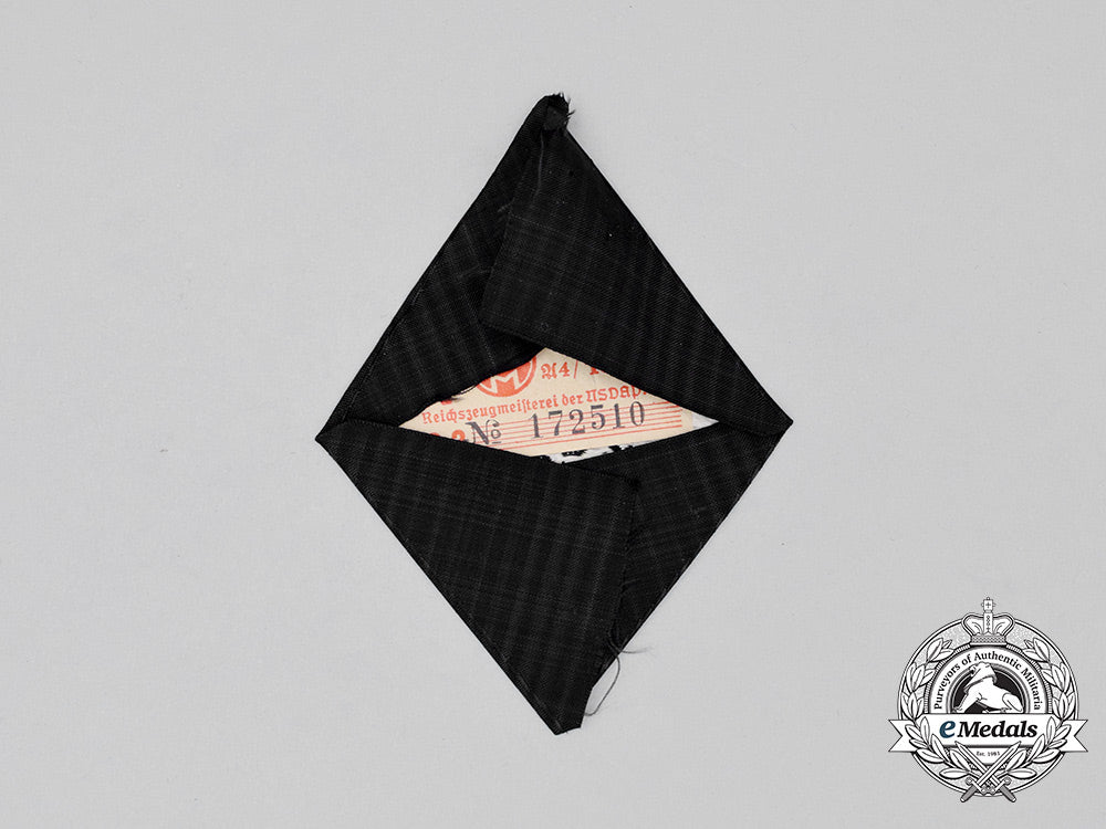 germany._a_hj_silver_grade_proficiency_badge,_cloth_version,_rzm_tagged_cc_0894