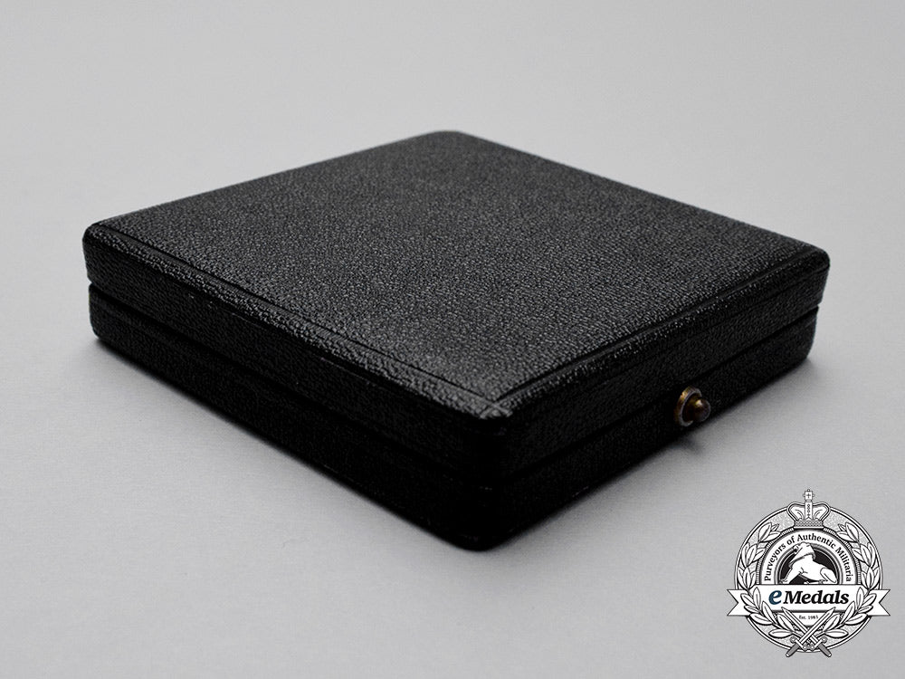 germany,_nsdap._a_silver_medal_for_long_and_faithful_service_to_the_city_of_munich_cc_0966