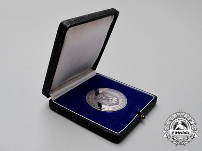 germany,_nsdap._a_silver_medal_for_long_and_faithful_service_to_the_city_of_munich_cc_0967