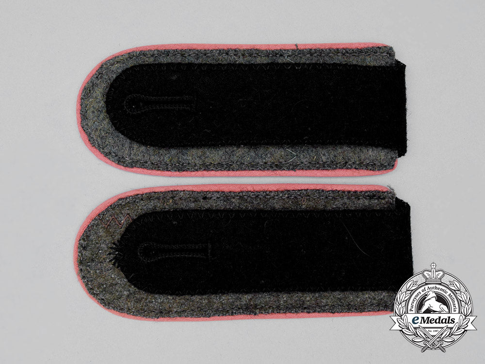 a_mint_matching_pair_of_waffen_ss_panzer_enlisted_man’s_shoulder_boards_cc_0978