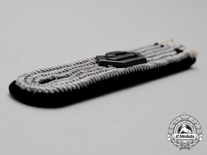 germany,_waffen-_ss._a_standarte_germania_shoulder_board_cc_0986_1_1