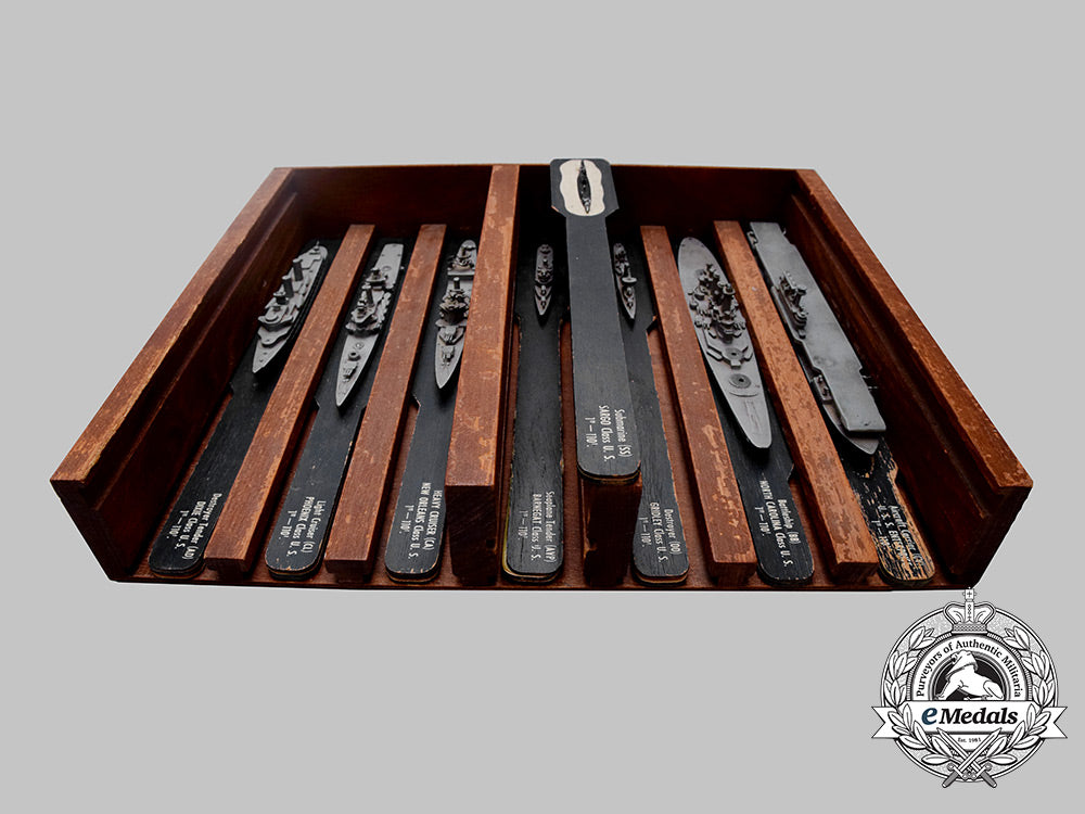 a_set_of_early_second_war_comet_u.s._navy_ship_identification_models_cc_1026