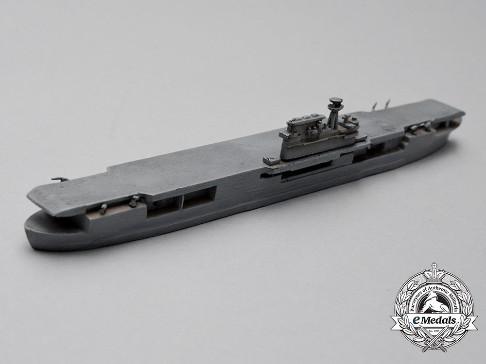 a_set_of_early_second_war_comet_u.s._navy_ship_identification_models_cc_1027