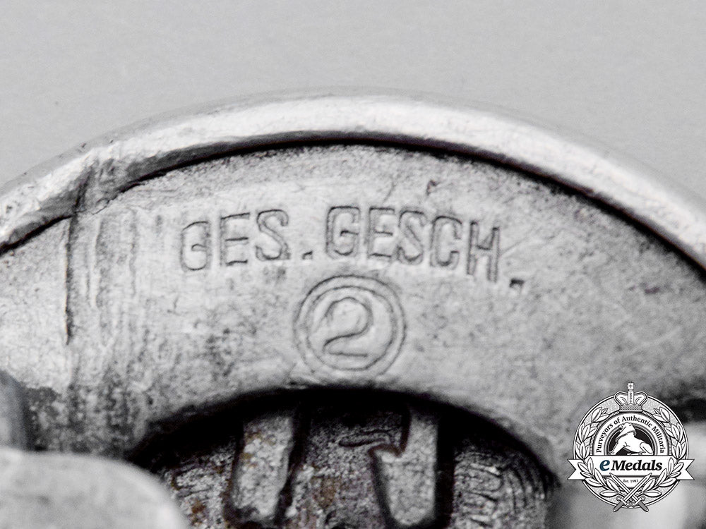 a_drk(_german_red_cross)_officer’s_belt_buckle_by_manufacturing_contract2_cc_1049_1_1