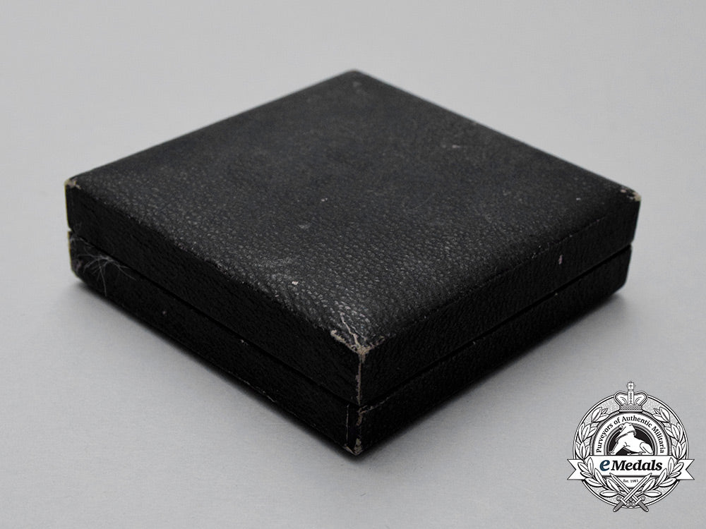 a_mint_second_war_german_gold_grade_wound_badge_in_its_original_case_of_issue_cc_1094