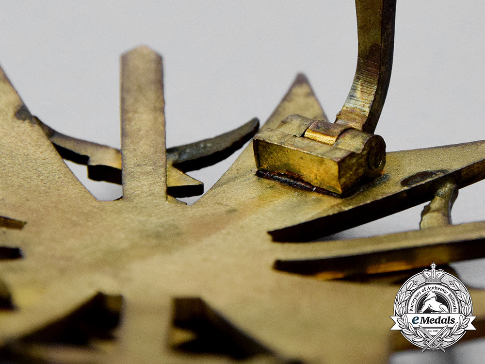 germany._a_spanish_cross_with_swords_by_steinhauer&_lück,_gold_grade_cc_1132