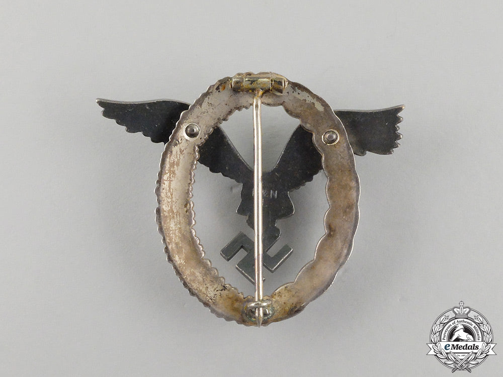 a_fine_early_quality_luftwaffe_pilot’s_badge_by_berg&_nolte_of_lüdenscheid_cc_1184
