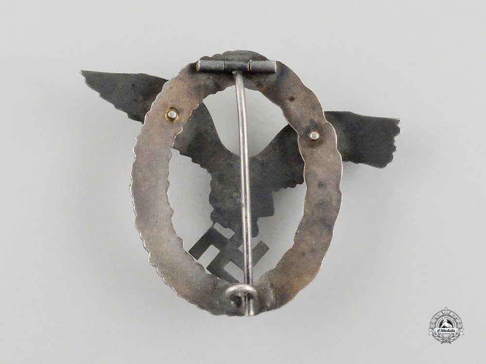 germany._a_mint&_early_quality_luftwaffe_pilot’s_badge_by_gebrüder_schneider_of_vienna_cc_1235_1