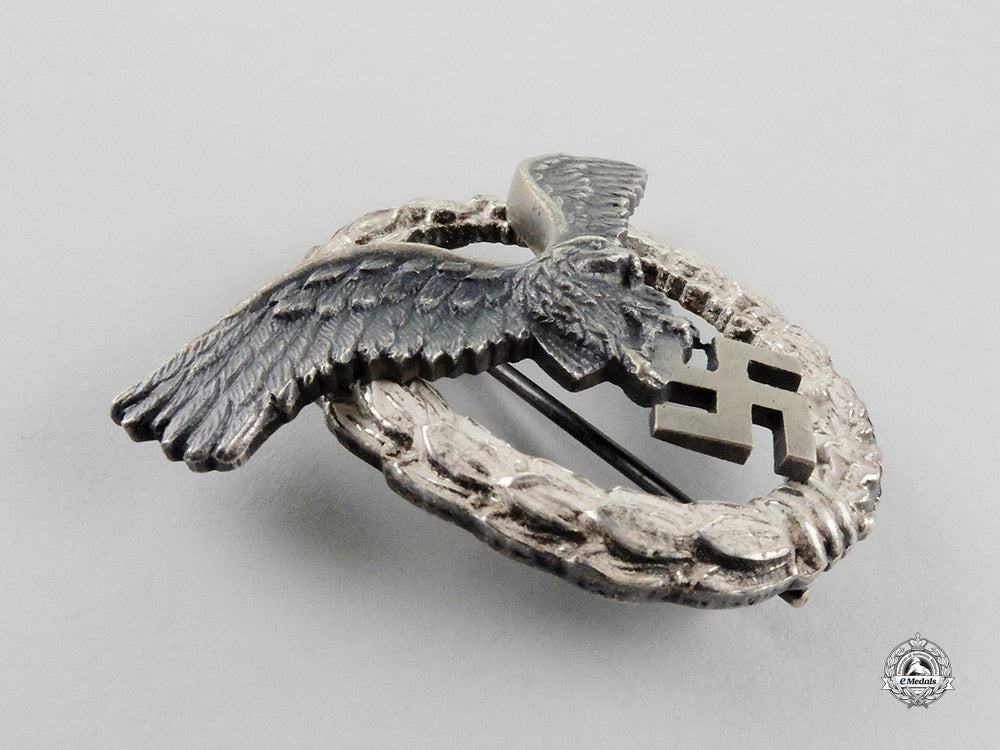 germany._a_mint&_early_quality_luftwaffe_pilot’s_badge_by_gebrüder_schneider_of_vienna_cc_1237_1