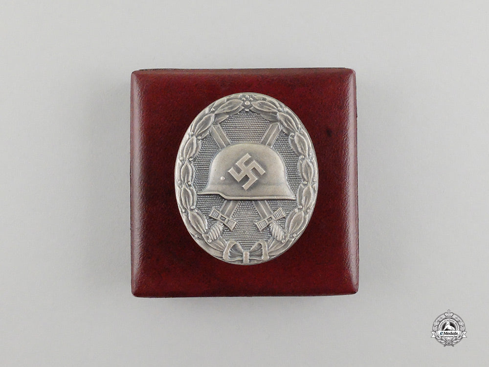 a_mint_early_war_manufacture_german_silver_grade_wound_badge_in_its_ldo_case_of_issue_cc_1245