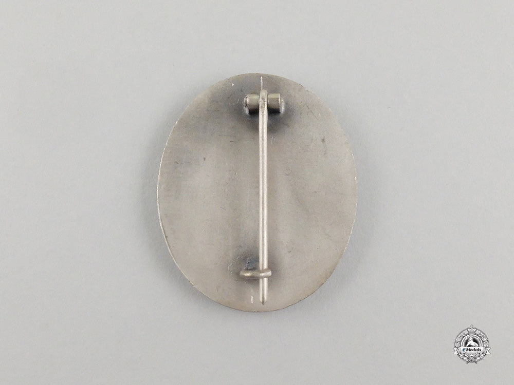 a_mint_early_war_manufacture_german_silver_grade_wound_badge_in_its_ldo_case_of_issue_cc_1249