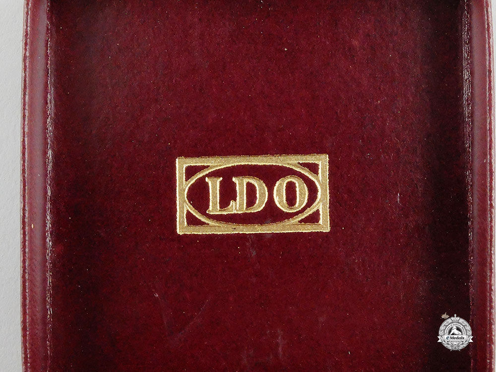a_mint_early_war_manufacture_german_silver_grade_wound_badge_in_its_ldo_case_of_issue_cc_1251