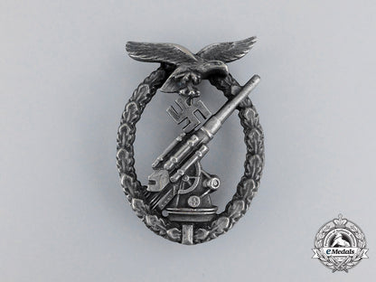 an_early_war_luftwaffe_flak_badge_by_juncker_in_its_case_of_issue_cc_1412