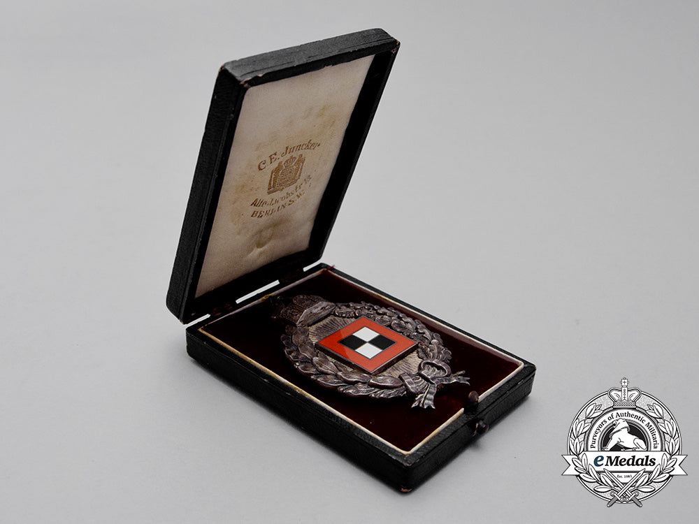 a_fine_first_war_prussian_observer’s_badge_by_c._e_juncker_of_berlin_in_its_case_of_issue_cc_1484