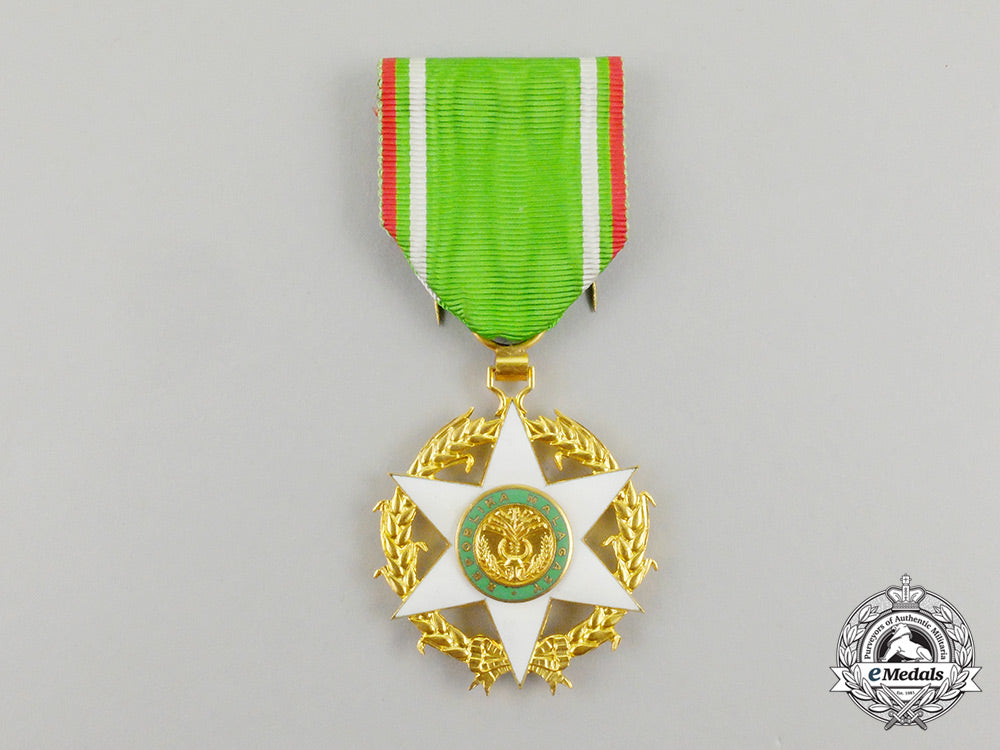 a_malagasy_republic_order_of_agricultural_merit,_knight_cc_1770
