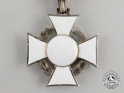 an_austrian_military_merit_cross_with_war_decoration;3_rd_class_cross_cc_1956