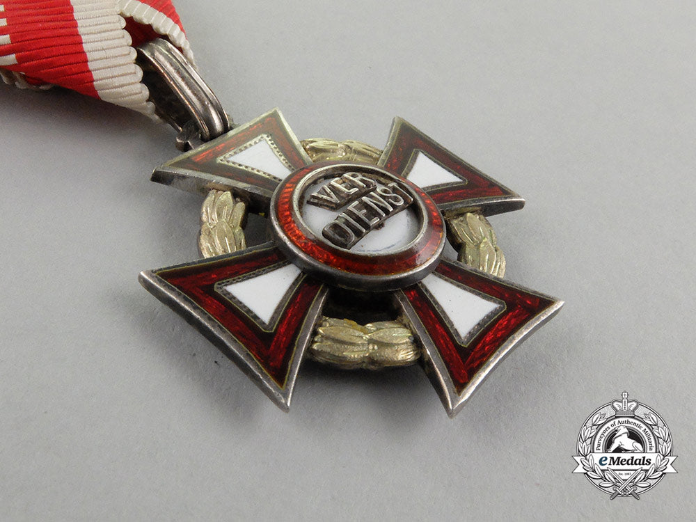 an_austrian_military_merit_cross_with_war_decoration;3_rd_class_cross_cc_1958