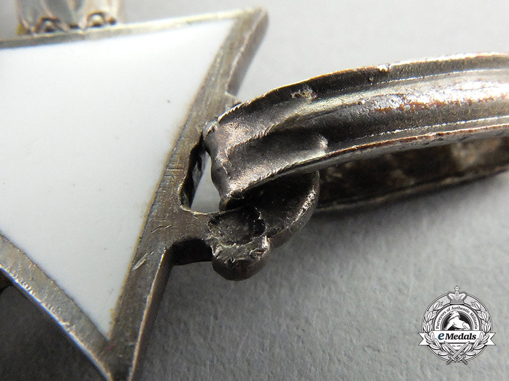 an_austrian_military_merit_cross_with_war_decoration;3_rd_class_cross_cc_1961