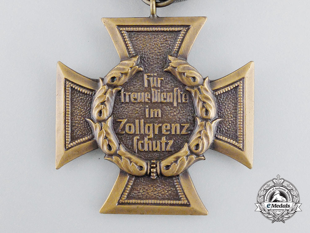 a_mint_german_border_protection(_zollgrenzschutz)_long_service_award_in_case_cc_1972