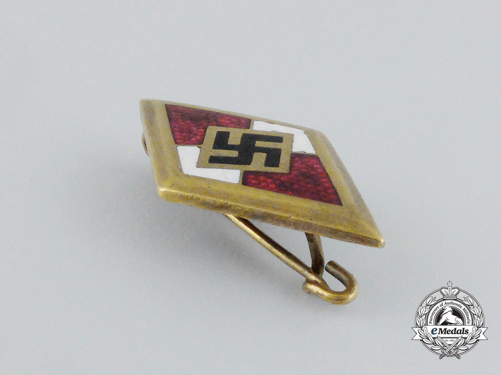 a_golden_hj_member’s_honour_badge;_numbered;_by_deschler&_sohn_cc_1978