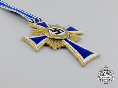 a1_st_class_cross_of_honour_of_the_german_mother_by_poellath_in_case_cc_2011