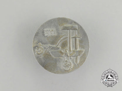 a1936_national_day_of_labour_badge_by_robert_metzger_cc_2032