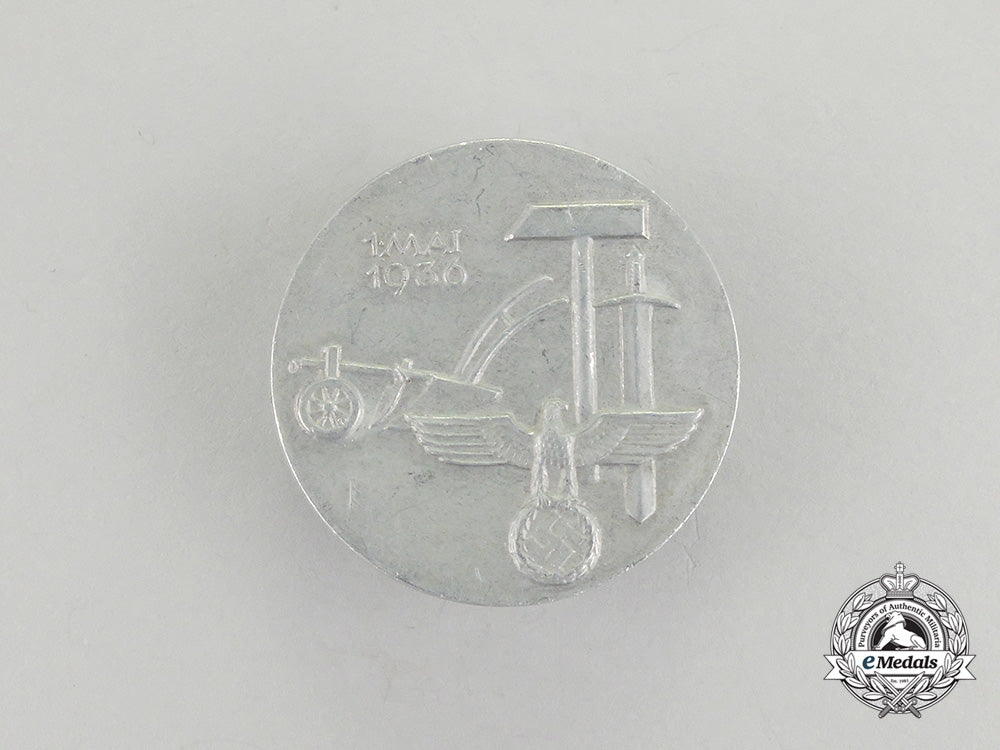 a1936_national_day_of_labour_badge_by_richard_fuhrmann_cc_2056