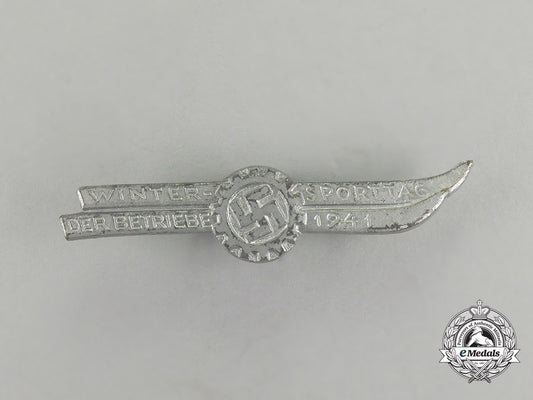 a1941_daf_winter_sports_day_of_businesses_badge_by_b._h._mayer_cc_2088