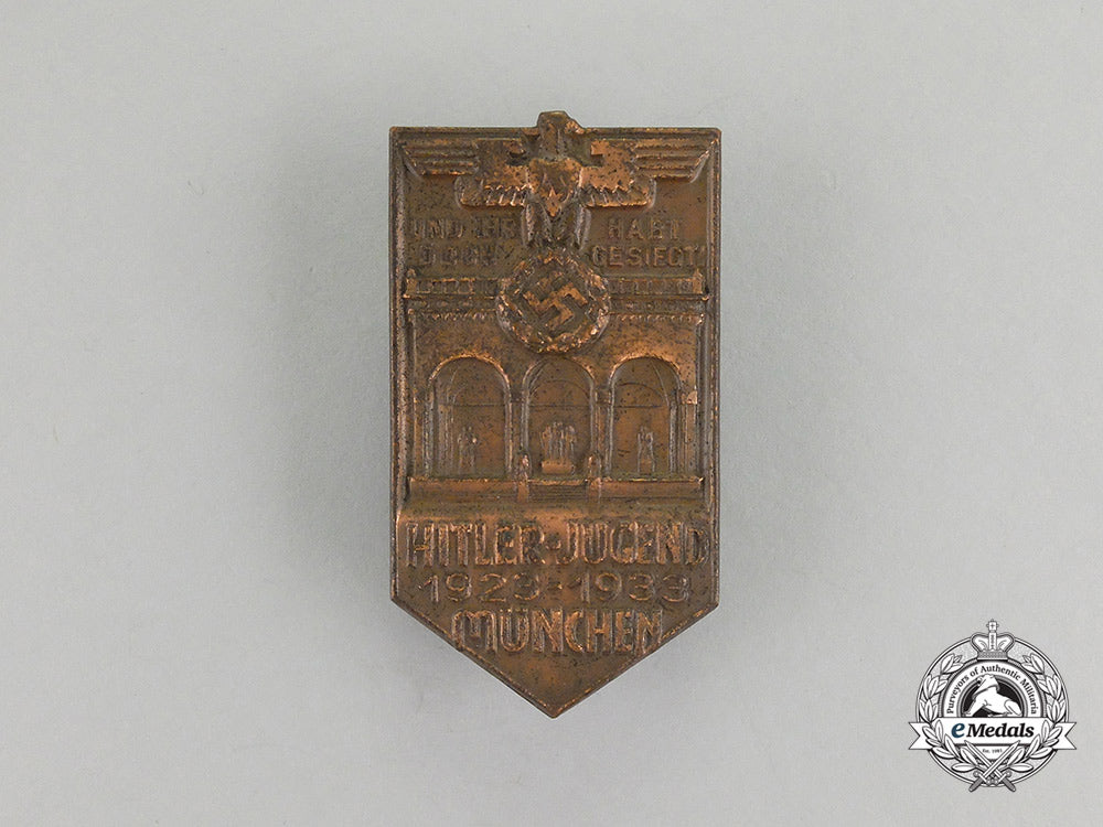a193310-_year_anniversary_of_hj_in_munich_badge_by_wittmann_of_münchen_cc_2090