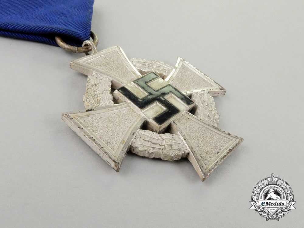 two_german_faithful_service_crosses_for25_and40_years_cc_2120