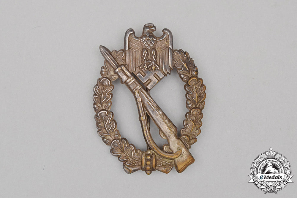 a_second_war_german_silver_grade_infantry_assault_badge_cc_2170