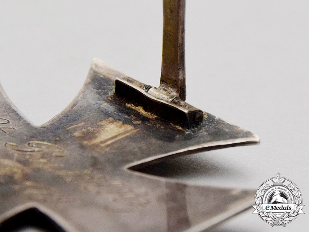 an_iron_cross1914_first_class;_silver_to_lieutenant_puttlitz_of_infantry_regiment129_cc_2179_1