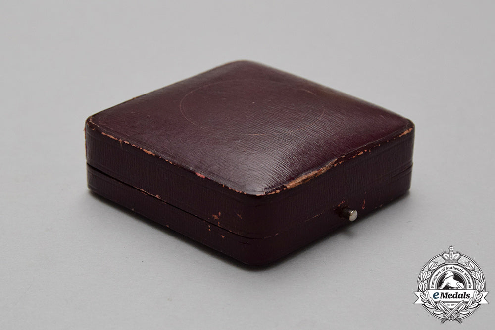 a_fine_prinzen_size_iron_cross1914_first_class_in_its_case_of_issue_cc_2207