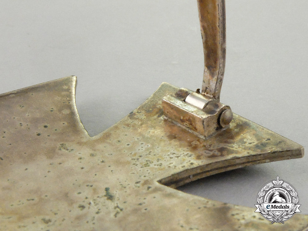 germany._an_iron_cross1939_first_class_in_its_case_of_issue_cc_2276