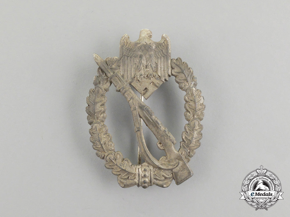a_second_war_german_silver_grade_infantry_assault_badge_cc_2304