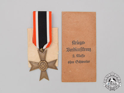 a_mint&_unissued_war_merit_cross_second_class_without_swords_by_deschler&_sohn_cc_2386