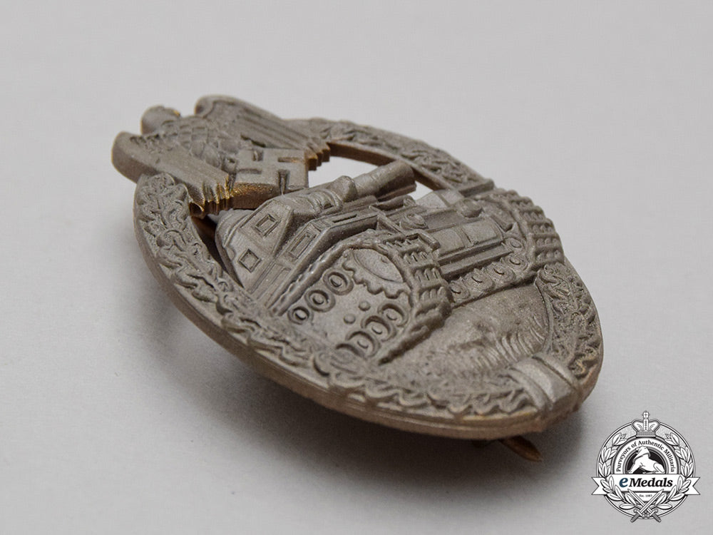 a_second_war_german_bronze_grade_tank_badge_cc_2443