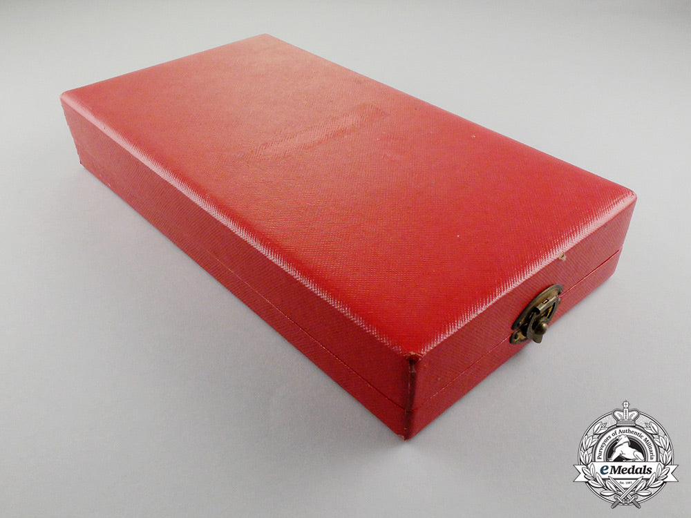 an_order_of_mono;_second_class_grand_officer's_set_cc_2528