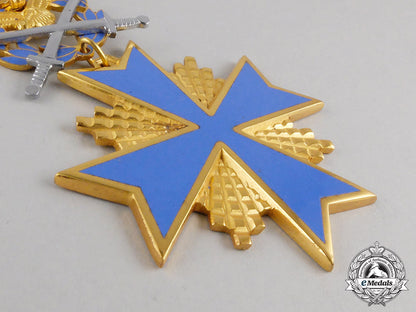 a_chilean_air_force_order_of_aeronautical_merit;1_st_class,_grand_cross_set_cc_2564_1_1