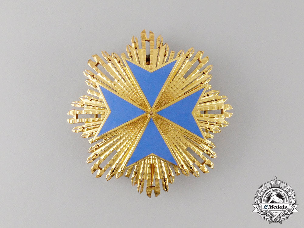 a_chilean_air_force_order_of_aeronautical_merit;1_st_class,_grand_cross_set_cc_2565_1_1