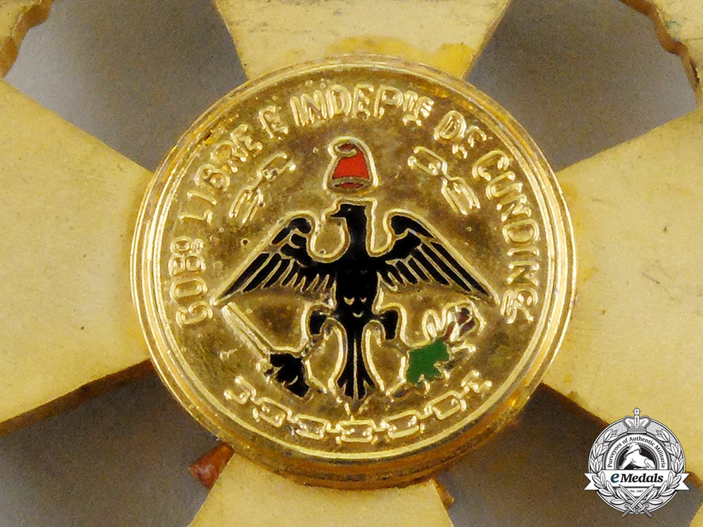a_colombian_order_of_the_department_of_cundinamarca;_grand_cross_set_cc_2587