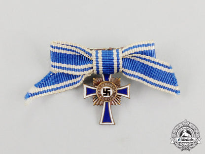 a3_rd_class_cross_of_honour_of_the_german_mother_boutonniere_cc_2660