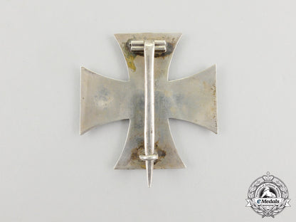 an_iron_cross1914_first_class_by_the_royal_mint_in_its_case_of_issue&_presentation_box_cc_2729