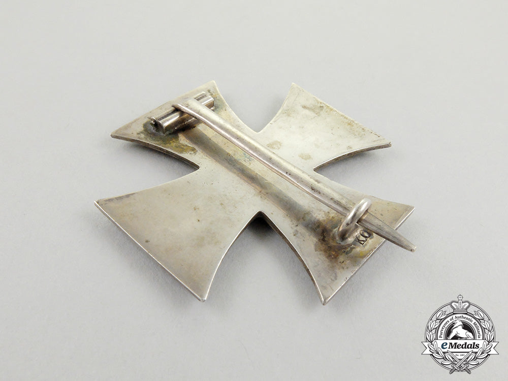 an_iron_cross1914_first_class_by_the_royal_mint_in_its_case_of_issue&_presentation_box_cc_2730