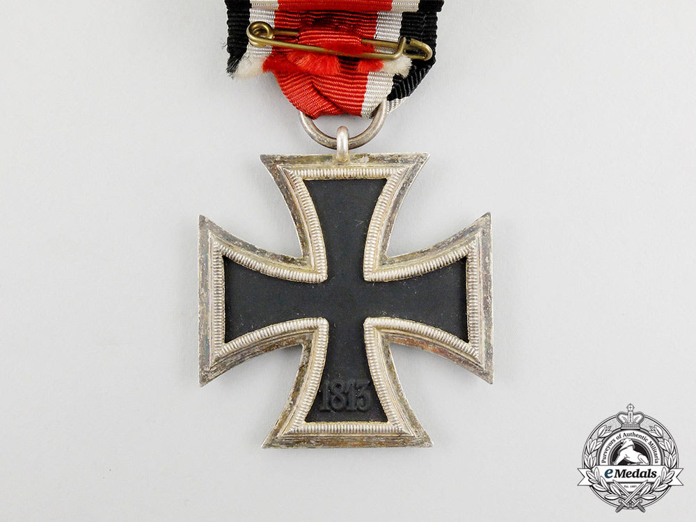 an_iron_cross1939_second_class_with_its_matching_boutonniere_cc_2741