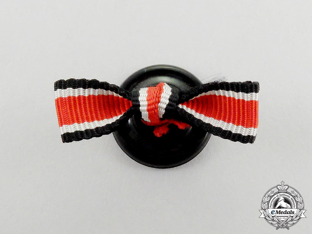 an_iron_cross1939_second_class_with_its_matching_boutonniere_cc_2745