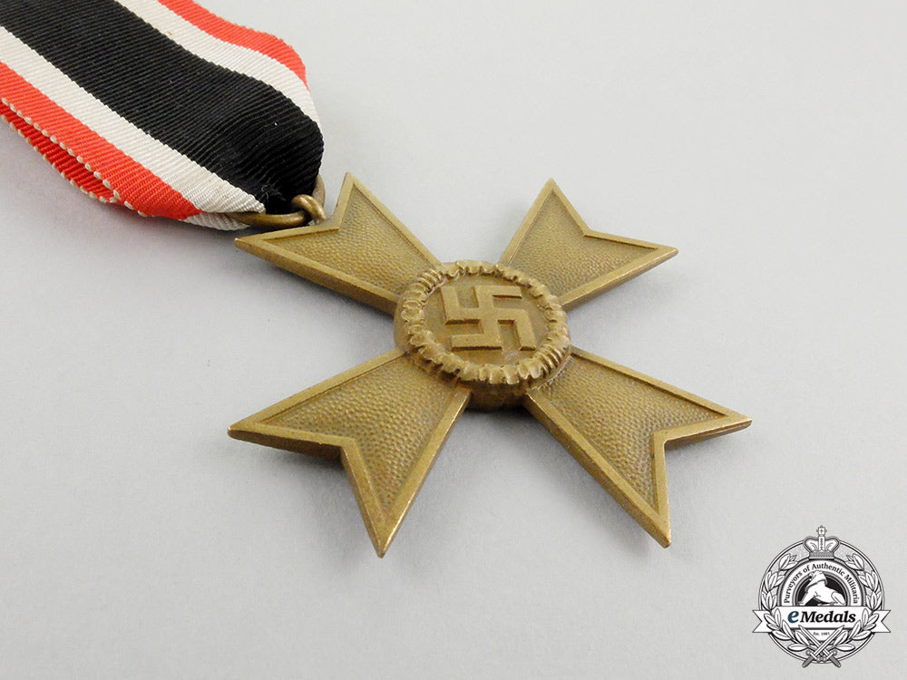 a_complete_grouping_of_three_war_merit_medals_and_second_class_crosses_cc_2927_1