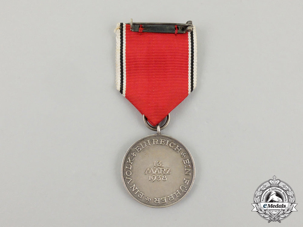 a_commemorative_anschluss_of_austria_medal_in_its_case_of_issue_cc_3112