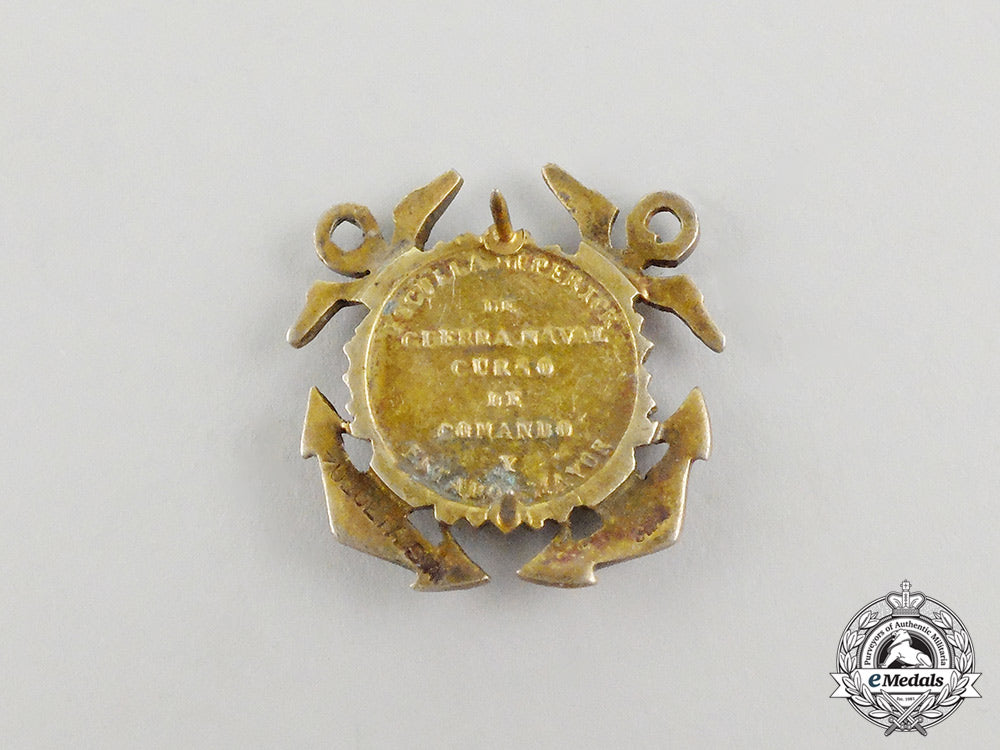 a_peruvian_superior_naval_war_school_command_and_major_state_course_badge_cc_3132